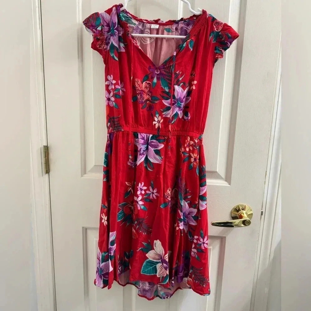 Old Navy Red Floral Flowy midi dress